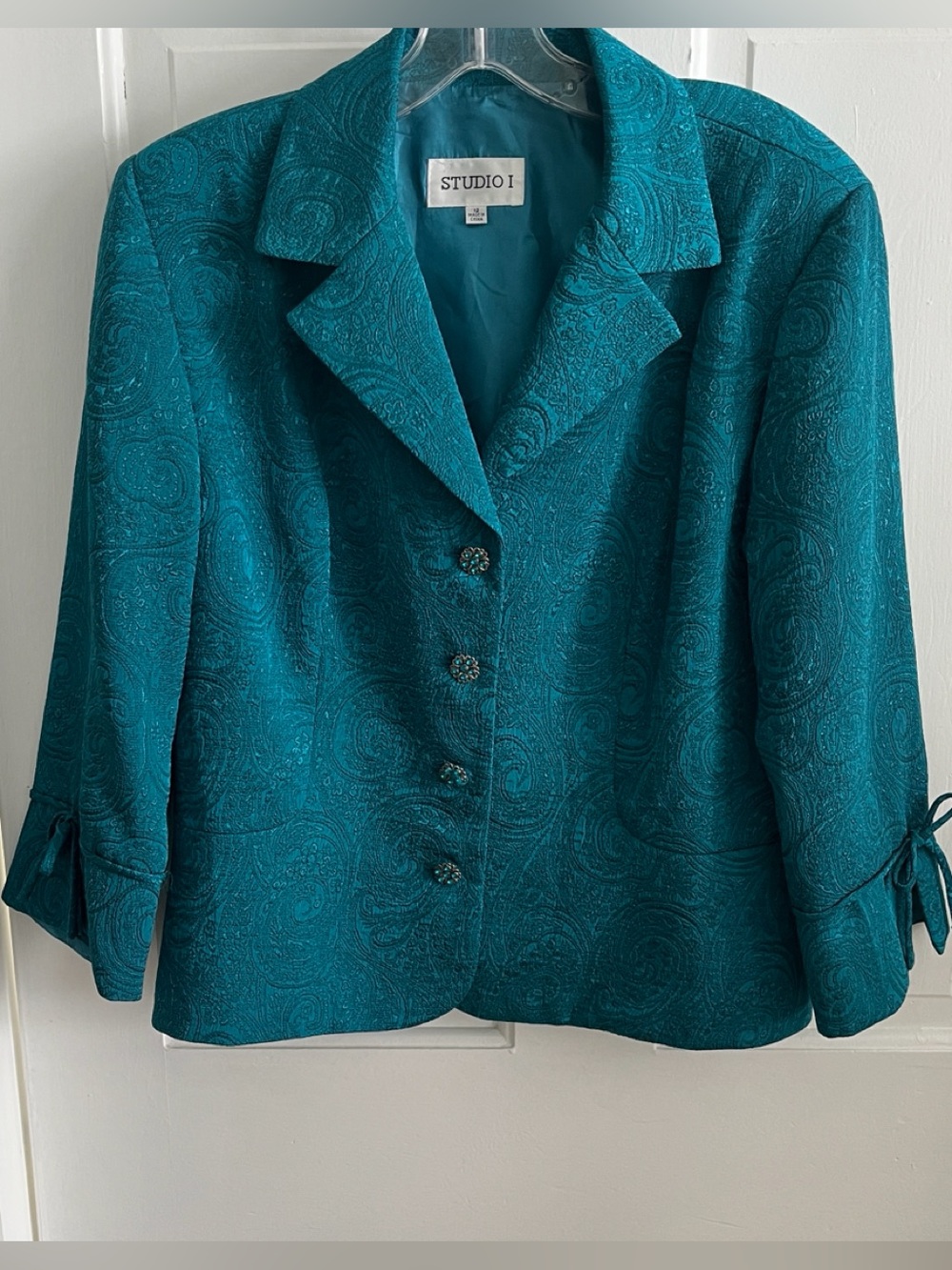 Studio I size 12 tramples embossed paisley blazer 3/4 sleeves rhinestone button